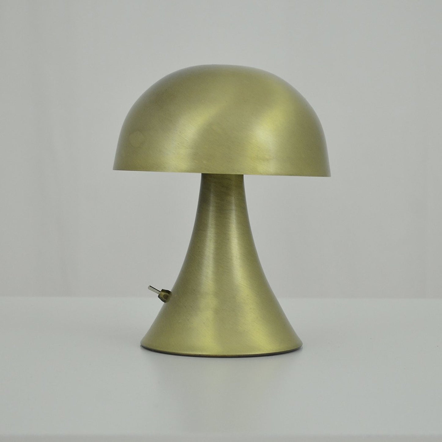 MUSHROOM LIGHT, BATTERY Powered Light, Desk Lamp, Unique Lamp, Decor, Cafe Lamp, Barshop Lamp, Table Lamp, Battary Powered Led Lamp, Led